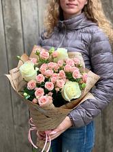 Букет цветов из:  Розы в Новый Уоян