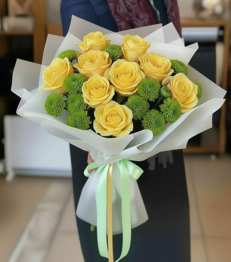 Букет цветов из: Хризантемы и Розы в Новый Уоян