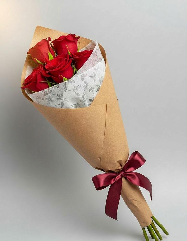 Букет цветов из: Розы в Новый Уоян
