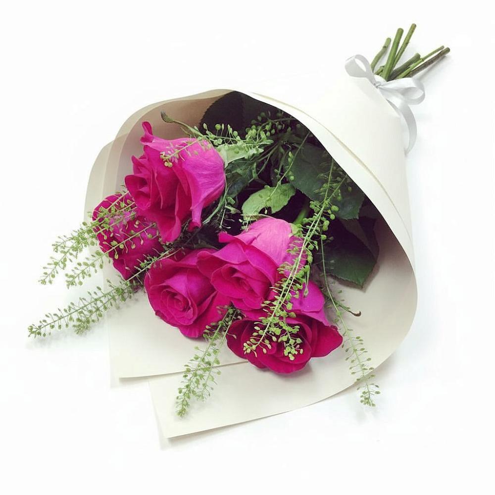 Букет цветов из: Розы в Новый Уоян