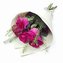 Букет цветов из:  Розы #REPLACE_PRED# Новый Уоян