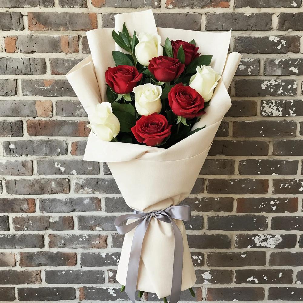 Букет цветов из: Розы в Новый Уоян