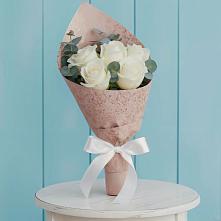 Букет цветов из:  Розы #REPLACE_PRED# Новый Уоян