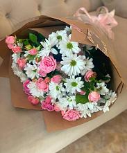 Букет цветов из:  Розы и Хризантемы #REPLACE_PRED# Новый Уоян