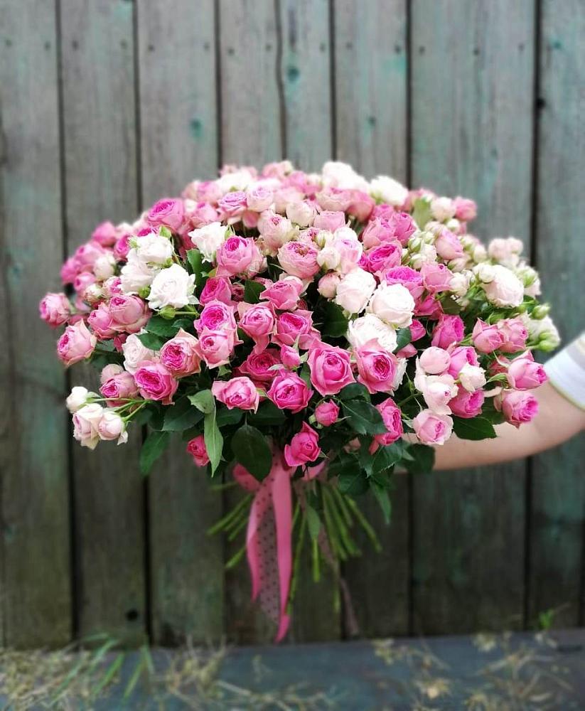 Букет Розовые кустовые розы Натали и Лав Лидия в Новый Уоян