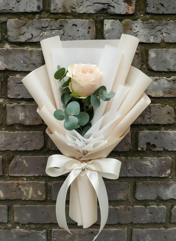 Букет цветов из: Розы в Новый Уоян