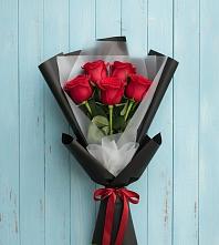 Букет цветов из:  Розы #REPLACE_PRED# Новый Уоян