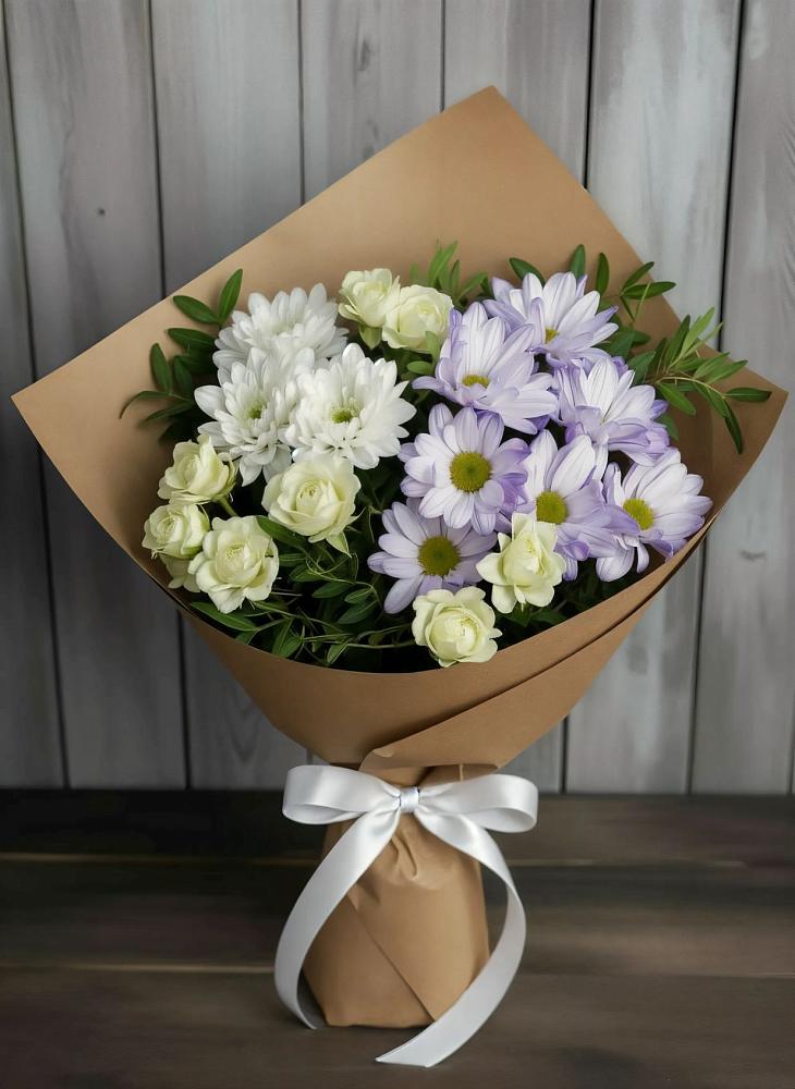 Букет цветов из: Хризантемы и Розы в Новый Уоян